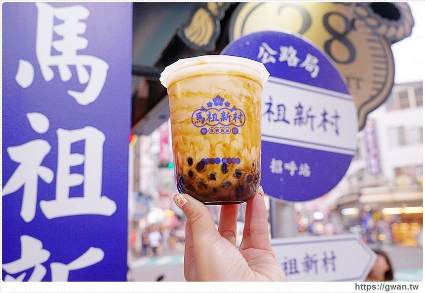 桃園人氣車輪餅來逢甲~買一送一人潮橫跨三店面,初一十五還有限定發財餅!