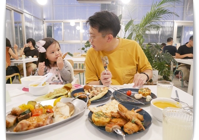 高雄美濃「蝶舞澗」帶著孩子來場豪華Glamping露營吧 ♪