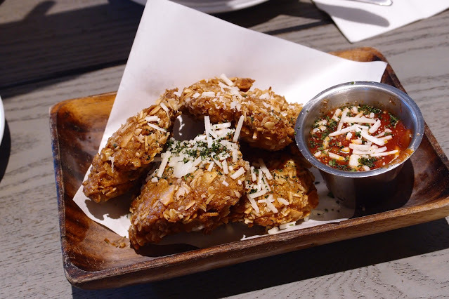 台北 Gonna共樂遊 太陽蛋酒醋野菇直麵 燕麥優格炸雞