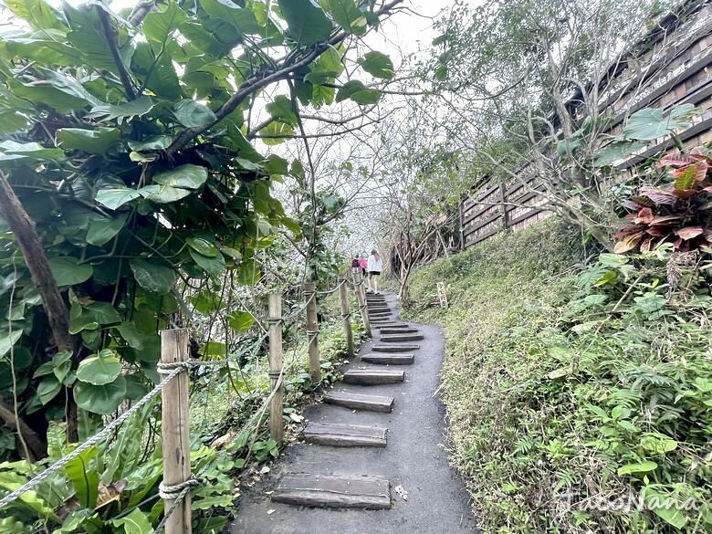 花蓮壽豐景點》山度空間│無敵海景搭配海上鞦韆,唯美天空之鏡!銅板價入園拍美照,折抵換一杯冰紅茶。