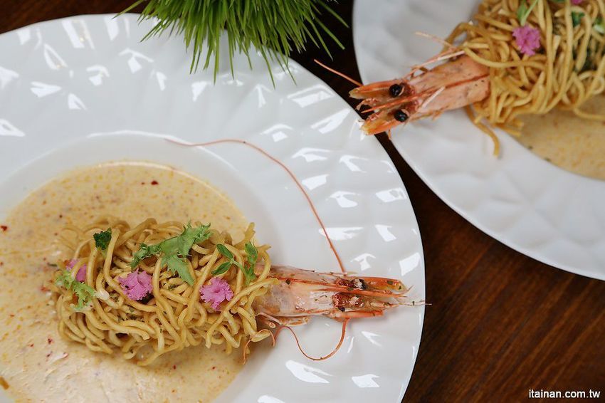 嘉義美食｜酒玥坊無菜單創意料理丨經典粵菜結合西式創意的平價精緻料理！看廚師心情的無菜單料理讓人好驚喜！ - 台南好Food遊