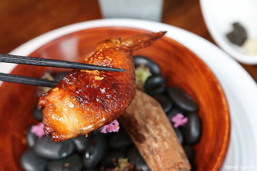 嘉義美食｜酒玥坊無菜單創意料理丨經典粵菜結合西式創意的平價精緻料理！看廚師心情的無菜單料理讓人好驚喜！ - 台南好Food遊