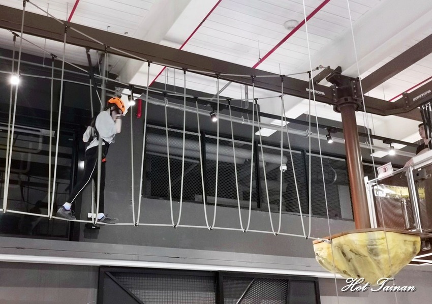 全台最大室內體能挑戰極限空間!澎湖室內景點推薦:Go star星探索 - 熱血玩台南。跳躍新世界