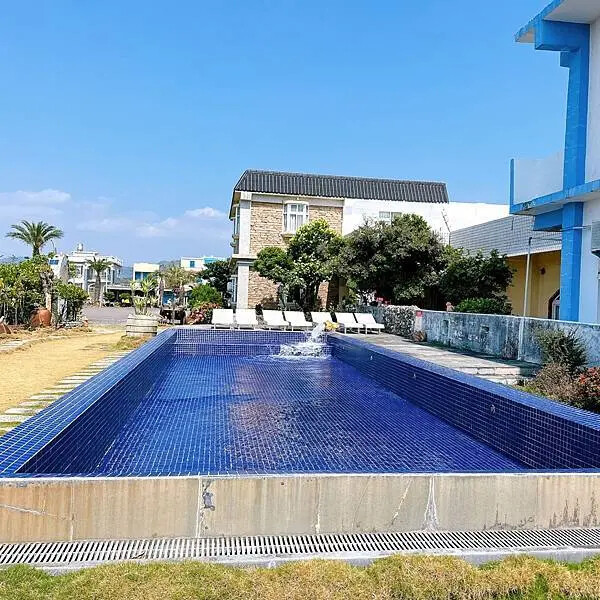 屏東縣車城鄉海生館住宿推薦～暢遊海生館就一起入住海比尼斯Happiness villa，享受白色城堡的浪漫，不再遙不可及～