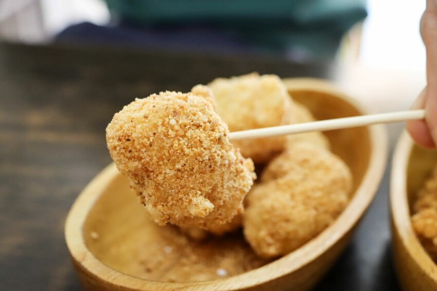 浮誇系麵線就在這邊!一碗麵線加入七種好料有肉有海鮮~