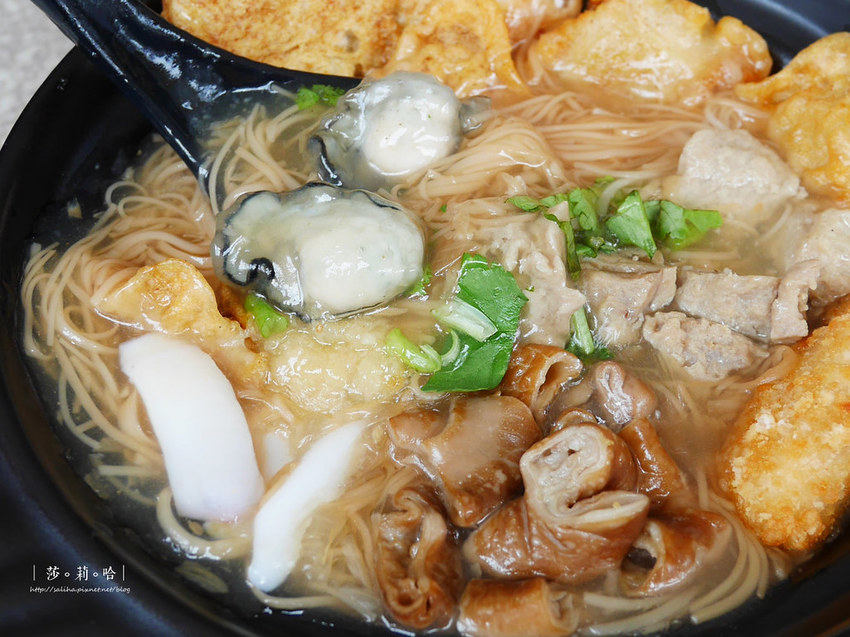 台北萬華龍山寺好吃人氣美食小吃推薦賴桑蚵仔海鮮麵線雞排 (1)