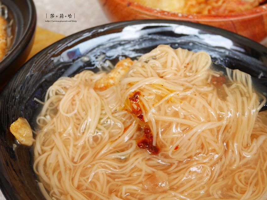 台北萬華龍山寺站附近賴桑麵線好吃中藥香炸雞排炸麻糬冬瓜仙草茶 (4)