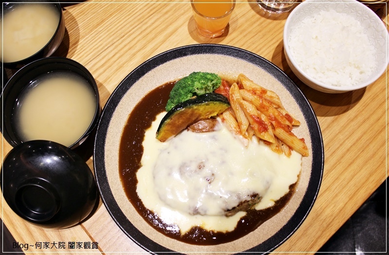 台北山本漢堡排(東京人氣漢堡排+國父紀念館站美食) 20.JPG