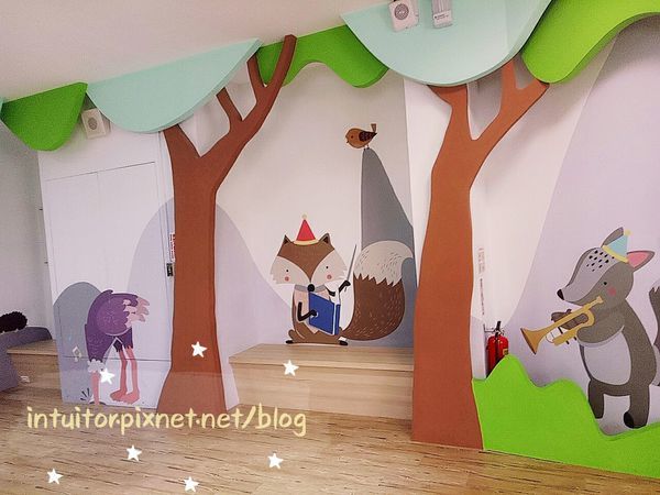 新營親子館牆面.jpg 新營親子館牆面.jpg