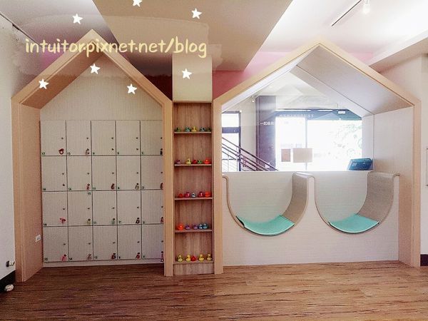 新營親子館1f置物櫃.jpg 新營親子館1f置物櫃.jpg