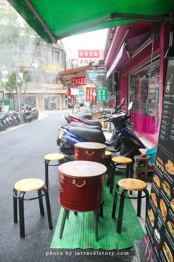 魚雷起司三明治 麵包口味自由搭配,板烤雞腿起司三明治鹹香涮嘴【捷運公館】公館美食/台大美食 @J&A的旅行