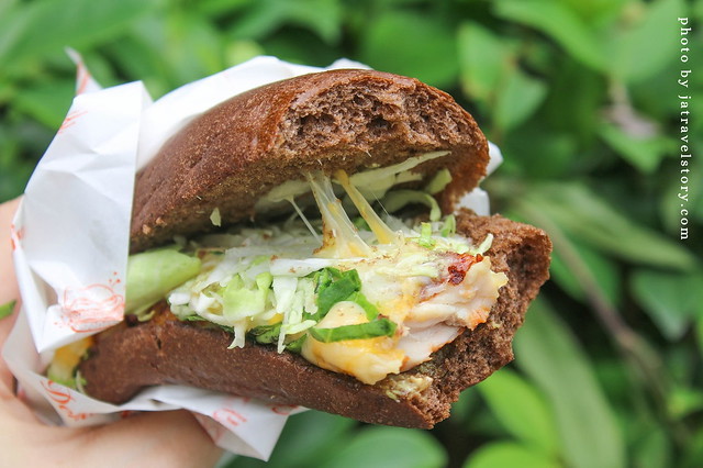 魚雷起司三明治 麵包口味自由搭配,板烤雞腿起司三明治鹹香涮嘴【捷運公館】公館美食/台大美食 @J&A的旅行