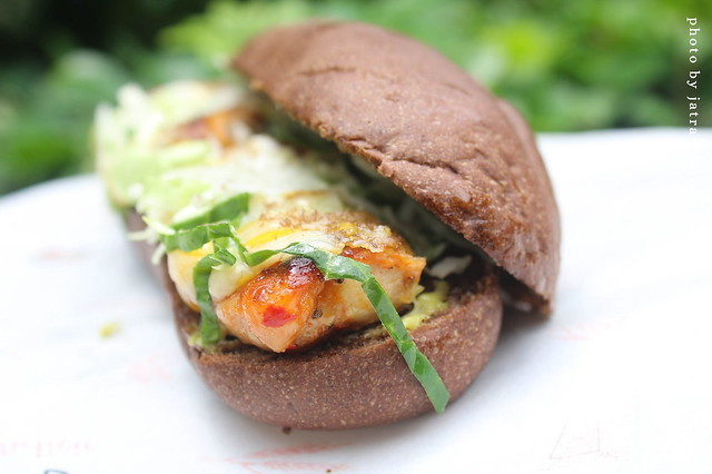 魚雷起司三明治 麵包口味自由搭配,板烤雞腿起司三明治鹹香涮嘴【捷運公館】公館美食/台大美食 @J&A的旅行