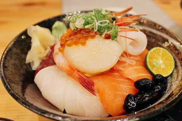 62359936_307577120118953_2317899566529118208_n