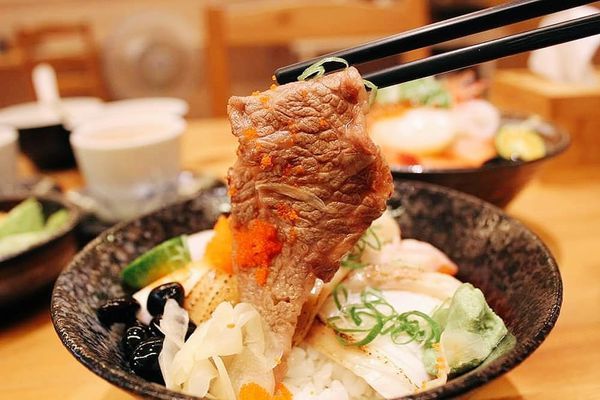 62488093_687851548329122_6514938309645434880_n