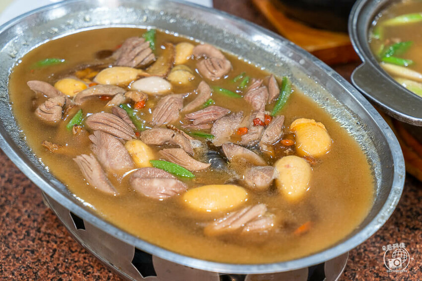 台中市西屯區大祥海鮮燒鵝餐廳 | 秋天就要吃螃蟹!台中老饕就愛吃這間~