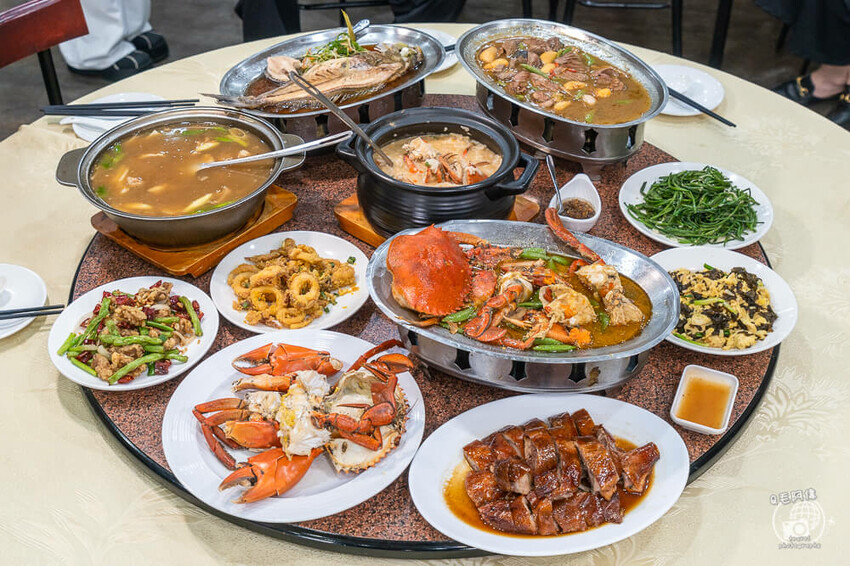 台中市西屯區大祥海鮮燒鵝餐廳 | 秋天就要吃螃蟹!台中老饕就愛吃這間~