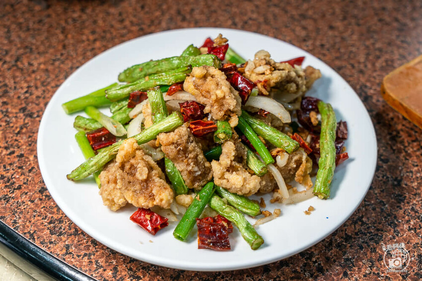 台中市西屯區大祥海鮮燒鵝餐廳 | 秋天就要吃螃蟹!台中老饕就愛吃這間~
