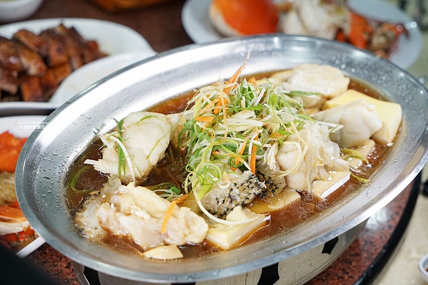 螃蟹控必收！！台中少見365天都有現撈活蟹料理，還有上百道熱炒任你點，聚餐來這準沒錯！！