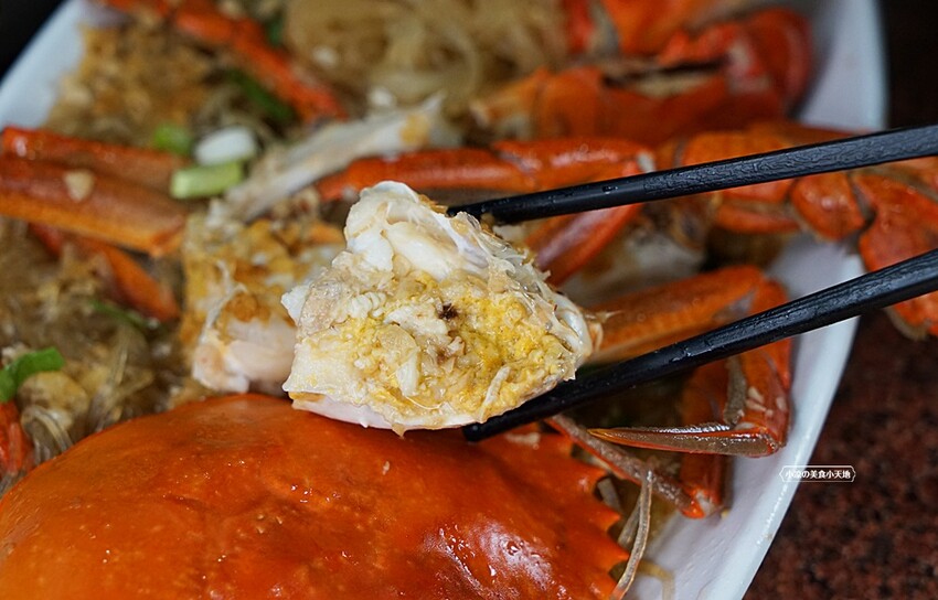 螃蟹控必收！！台中少見365天都有現撈活蟹料理，還有上百道熱炒任你點，聚餐來這準沒錯！！