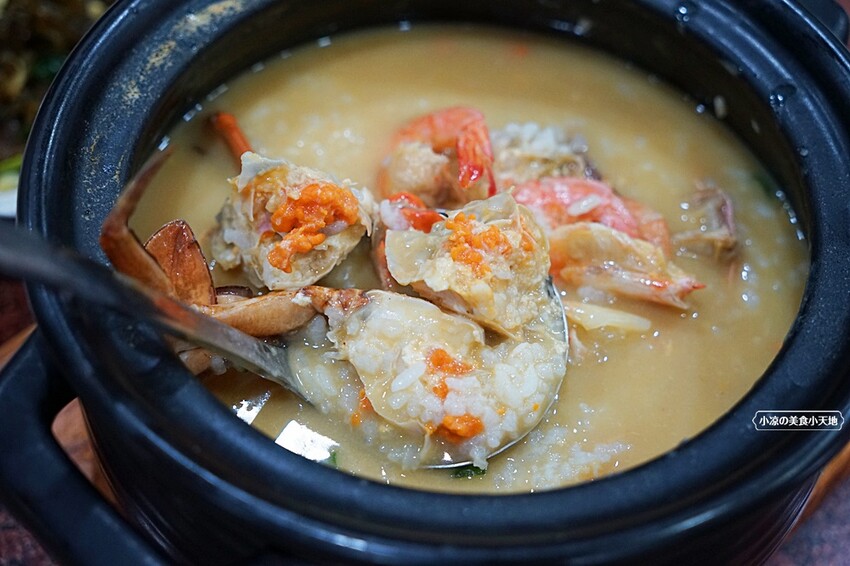 一年四季都能吃到活蟹料理！招牌燒鵝、潮汕砂鍋粥、各式熱炒通通有，聚餐就來這！！