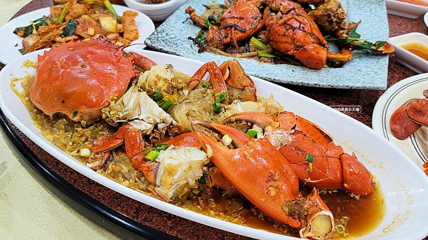 一年四季都能吃到活蟹料理！招牌燒鵝、潮汕砂鍋粥、各式熱炒通通有，聚餐就來這！！