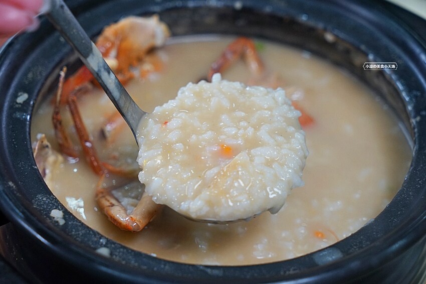 螃蟹控必收！！台中少見365天都有現撈活蟹料理，還有上百道熱炒任你點，聚餐來這準沒錯！！