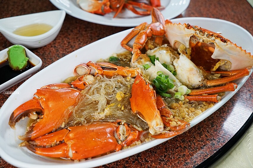 螃蟹控必收！！台中少見365天都有現撈活蟹料理，還有上百道熱炒任你點，聚餐來這準沒錯！！
