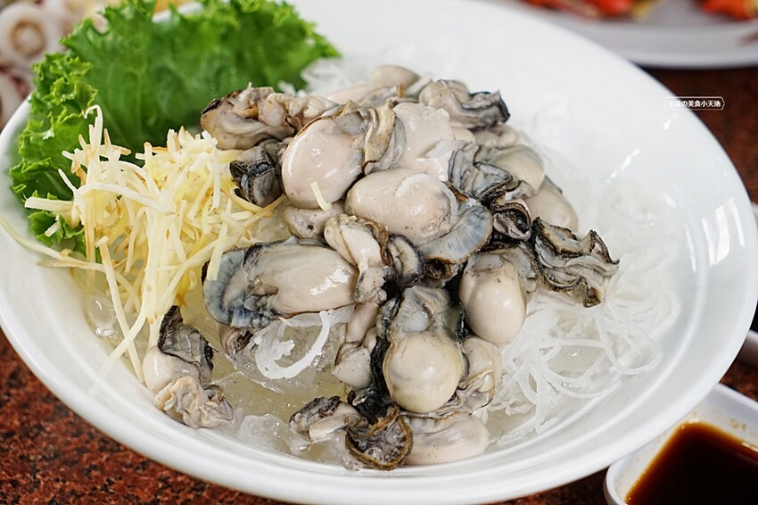 螃蟹控必收！！台中少見365天都有現撈活蟹料理，還有上百道熱炒任你點，聚餐來這準沒錯！！