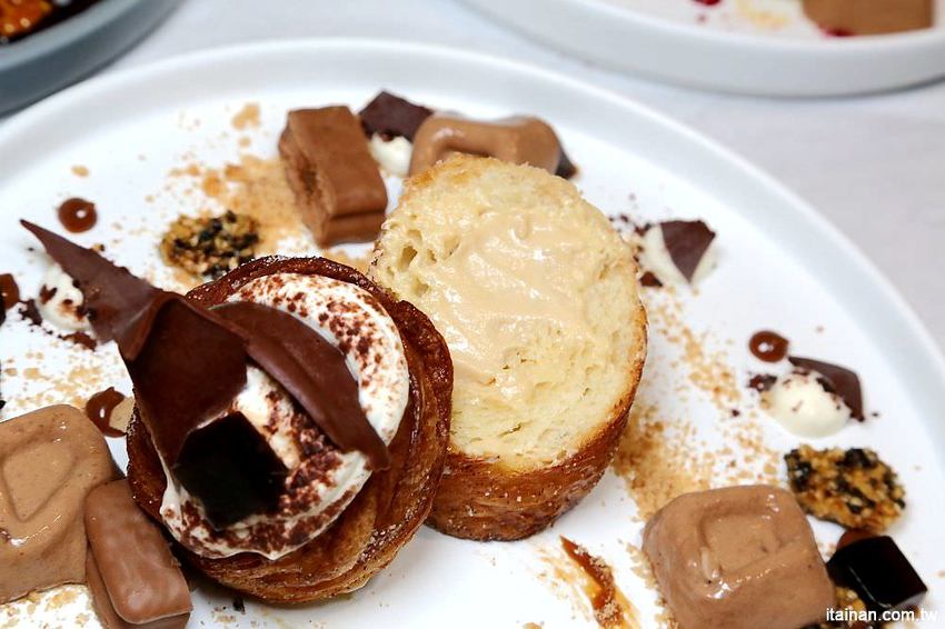 Felicita幸福無限~隱藏版甜點!!嘉義首家創意可頌，讓女孩們失心瘋的夢幻網美系手作可頌來囉! - 台南好Food遊