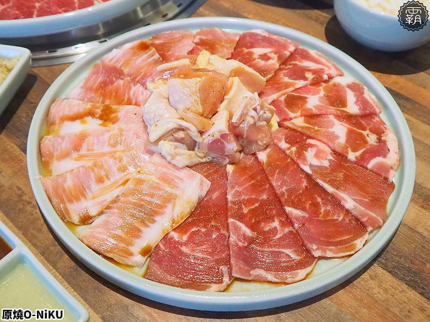 原燒O-NiKU都市野營風,公益路新店開幕!點套餐送燒肉蛋糕!