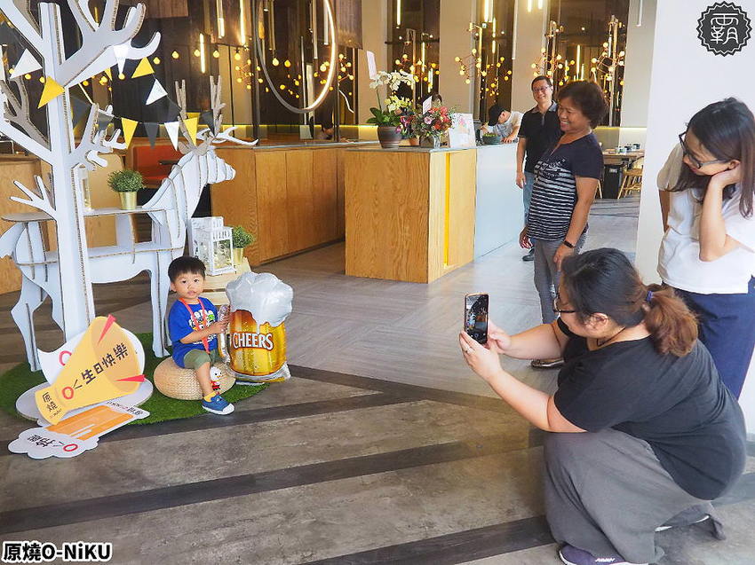 原燒O-NiKU都市野營風,公益路新店開幕!點套餐送燒肉蛋糕!