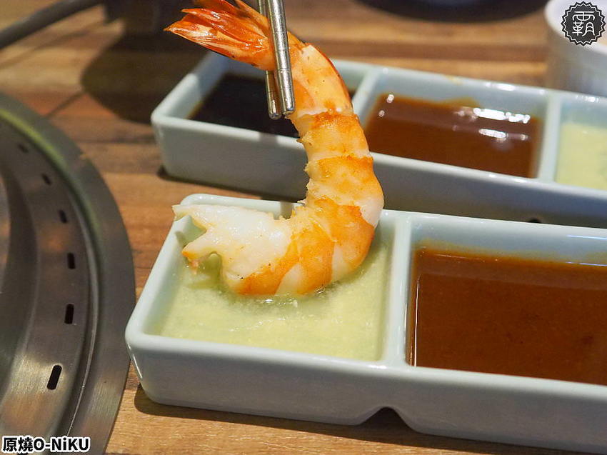 原燒O-NiKU都市野營風,公益路新店開幕!點套餐送燒肉蛋糕!