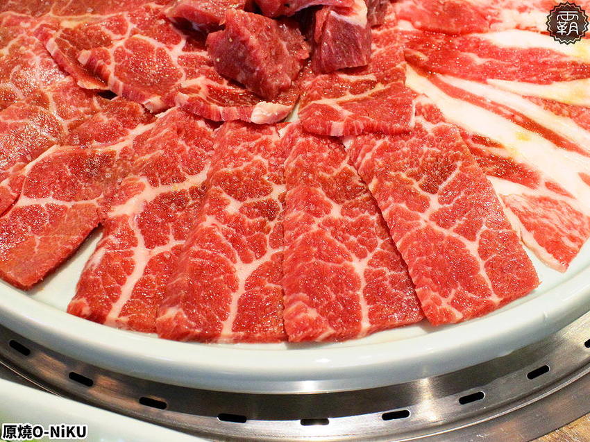 原燒O-NiKU都市野營風,公益路新店開幕!點套餐送燒肉蛋糕!