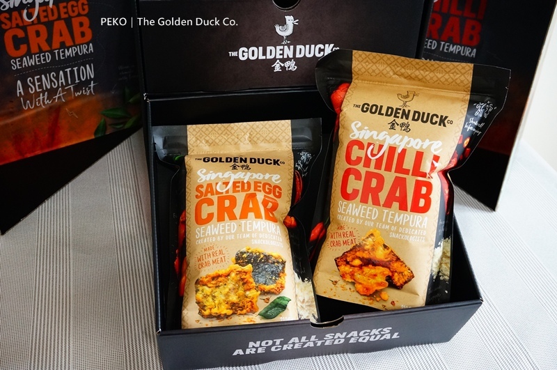 豪享吃金鴨.新加坡必買伴手禮.金鴨.金鴨鹹蛋魚皮.金鴨台灣.金鴨鹹蛋黃洋芋片.金鴨洋芋片.金鴨鹹蛋黃魚皮.鹹蛋黃蟹天婦羅紫菜.辣椒蟹天婦羅紫菜.新加坡零食.