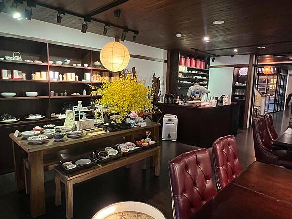 台北迪化街：老台北的同安樂午餐。桃花源緣老式建築屋品茶加點心