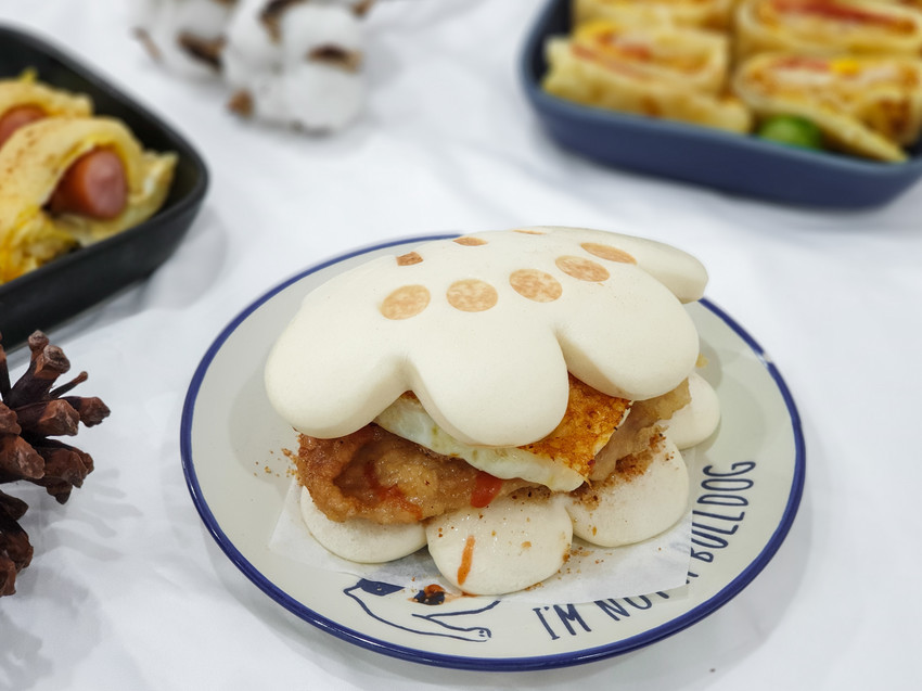 屏東美食||約豊早午餐-古早味粉漿蛋餅加上了多種配料，一次滿足味蕾||屏東市區、屏東早午餐、粉漿蛋餅