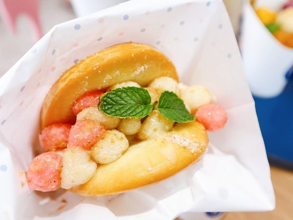 【台中美食】!mㄇㄇ茶MURMURCHA│台中北區 網美餐廳 創新ㄈㄈ包x奶蓋系列特色飲品! 可愛小ㄇ陪你一起吃好料♥