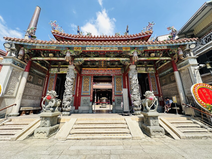 【趣遊赤崁】台南滑梯親子民宿推薦｜走進瑪莉歐主題房！紅白機童
