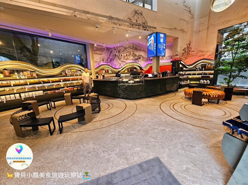 台中市中區[食]台中 櫟社 宮原眼科新品牌 主打將茶呈現於甜點上，其中招牌霜淇淋及茶戚風 來此必點