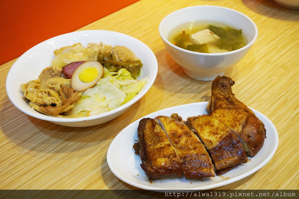 DSC00055.JPG DSC00055.JPG