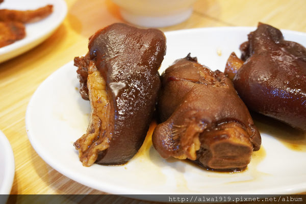 DSC00068.JPG DSC00068.JPG