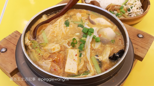 HoMe廚房&親子餐廳:秒變網美城堡風 決明子沙玩到瘋 爸媽安心好放鬆(附菜單)|台北內湖平價親子餐廳