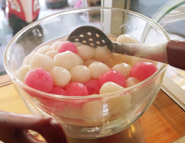 Food|台南永康|芸馨冰棧-琳瑯滿目又特別的剉冰配料,雪蓮子、百合、自製酸梅、鹽滷豆花,夏日消暑最佳選擇