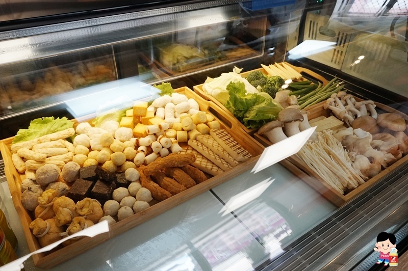 桃園美食.龜山美食.川又焱.麻辣關東煮.川又焱麻辣關東煮.麻辣燙.林口長庚美食.興仁夜市.文昌一街美食.