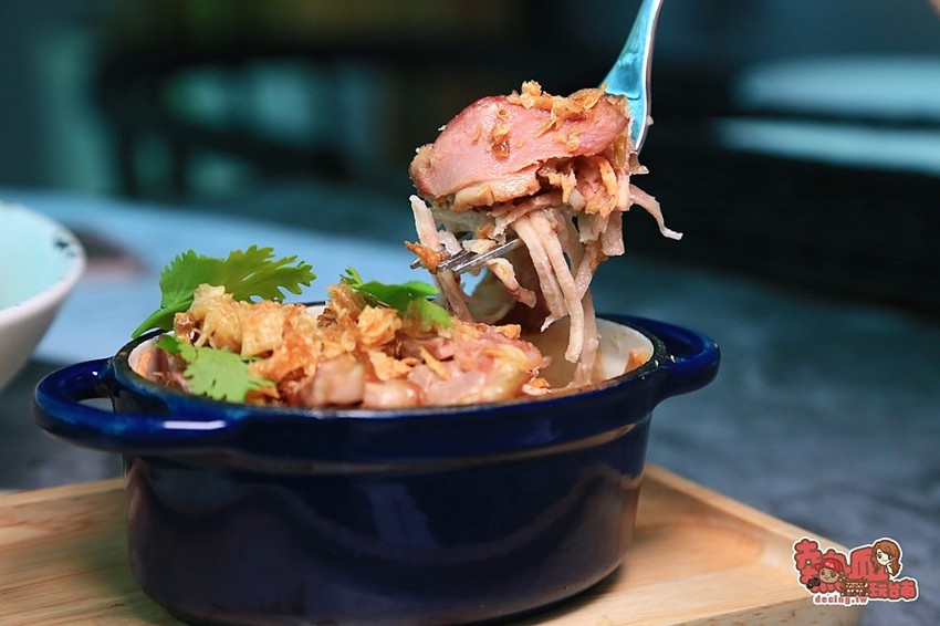 【台南美食】台南唯一空中花園用餐環境！台南美術館2館一覽台南夜景的好去處：美。食光 Lumière餐酒館 - 熱血玩台南。跳躍新世界