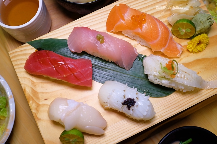 安吉食堂。只要120元,大份量丼飯讓你吃飽飽,爆炸性超高CP值,平價到讓你下巴掉! @蹦啾♥謝蘿莉 La vie heureuse