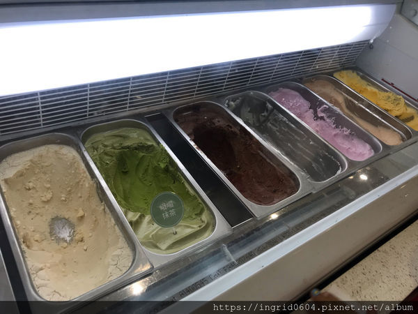 推薦使用在地台灣好茶和新鮮現榨鮮果的禮采芙 北醫飲料 新店開幕