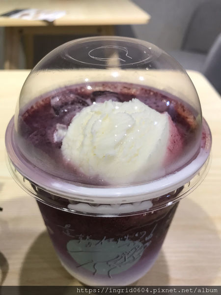 推薦使用在地台灣好茶和新鮮現榨鮮果的禮采芙 北醫飲料 新店開幕