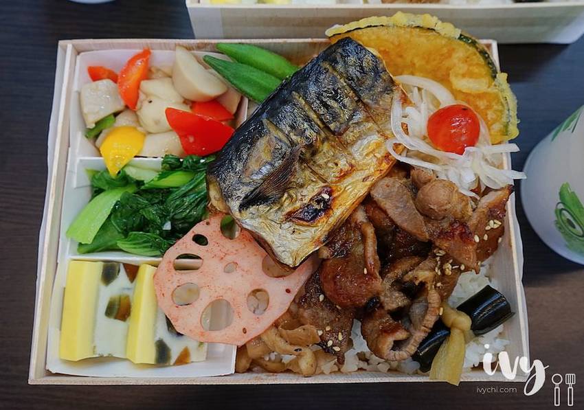 後廚手作餐盒|台中西區精緻平價便當，人氣雙拼厚片醃製梅花豬和新鮮鯖魚，一定要配超脆辣的菜脯，下飯又飽足！